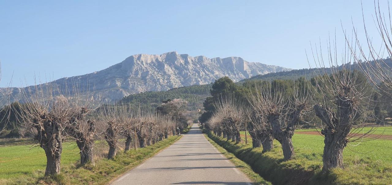 Le Mas Du Colombier Cadenet Exteriér fotografie