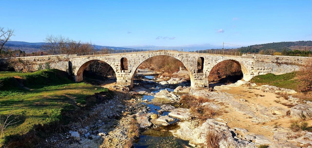 Le Mas Du Colombier Cadenet Exteriér fotografie