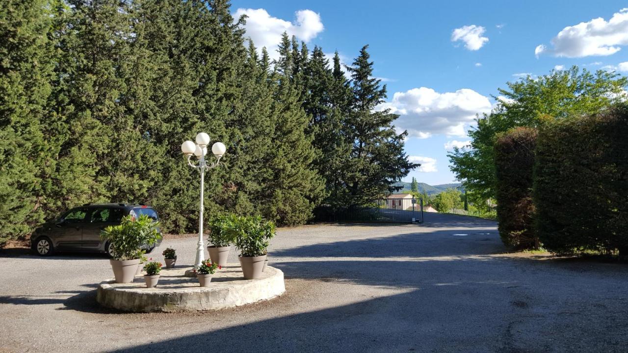 Le Mas Du Colombier Cadenet Exteriér fotografie